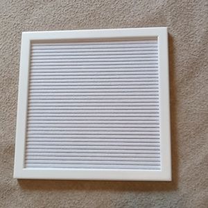 Felt board 11x81 x 11.81 in (30×30cm) in white